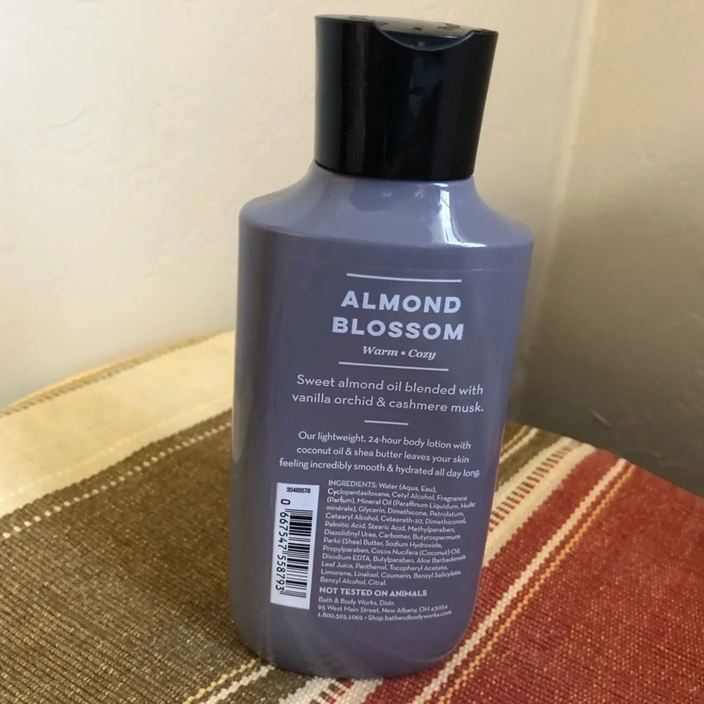Bath & Body Works Almond Blossom Body Lotion Shea Coconut Oil Retired 8oz
